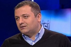 Mehmet Demirkol'dan C&uuml;neyt &Ccedil;akır yorumu