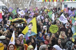 Kadınlar G&uuml;n&uuml; kutlamasına erkekler alınmadı