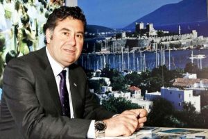 Başkan Kocadon'un yurt dışı yasağı kalktı