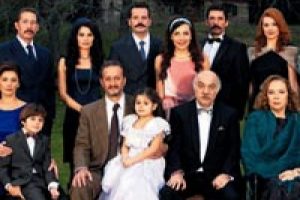Aşk ve entrikanın 'Tozlu Yollar'ı