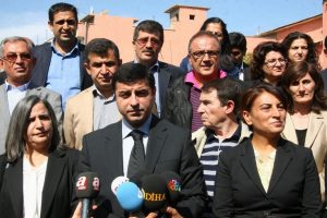 BDP 41 ilde '&Ouml;calan'a &ouml;zg&uuml;rl&uuml;k' mitingi yapacak
