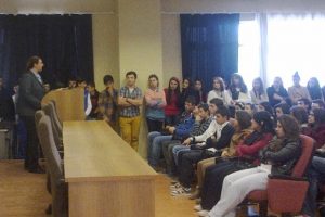 Gemlikli &ouml;ğrencilere YGS-LYS semineri