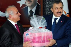 "Daha hediye alacak kadar bir şey yapmadık"