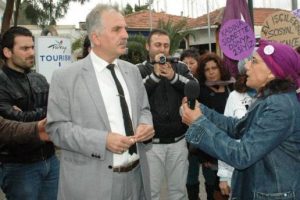 Kadın y&uuml;r&uuml;y&uuml;ş&uuml;ne imam tepkisi