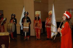 Ana Mehteran Takımı D&uuml;nya Kadınlar G&uuml;n&uuml; i&ccedil;in &ccedil;aldı