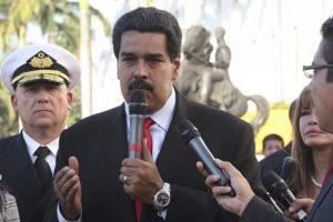 Maduro'nun ge&ccedil;ici başkanlığına onay