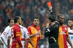 Kırmızı kart doğru değildi