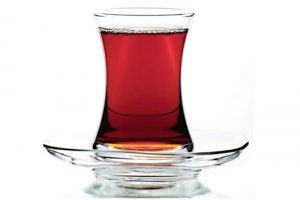 Yemekle birlikte &ccedil;ay t&uuml;ketmeyin