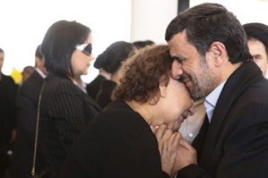 Ahmedinejad'ı duygulandıran anlar