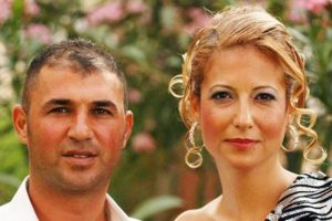 Otomobilin &ccedil;arptığı polis hayatını kaybetti