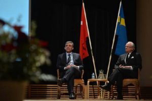 Cumhurbaşkanı G&uuml;l, T&uuml;rk Araştırmaları Enstit&uuml;s&uuml;'nde