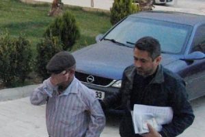 70 yaşında 'fuhuşa aracılık etmek'ten tutuklandı