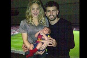 Shakira ve Pique'nin oğlu b&uuml;y&uuml;d&uuml;...