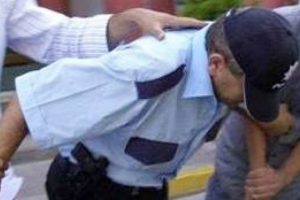 Firari polis m&uuml;d&uuml;r&uuml; hakkında kırmızı b&uuml;lten
