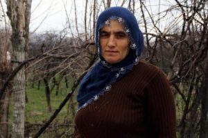 Toprak yeme alışkanlığını bırakamadı