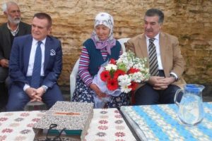 Polis memuruna ziyaret&ccedil;i akını