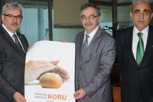 Bursaspor "Ekmek israfına" karşı &ccedil;ıktı!