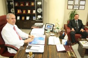 Hekimlere y&ouml;nelik saldırılar gen&ccedil;leri doktorluktan soğutuyor