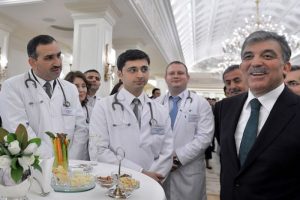 "Herkes &ouml;nce doktor olmak ister"