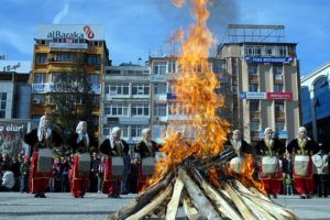 ''Nevruz ateşi Avrupa'da da yanacak''