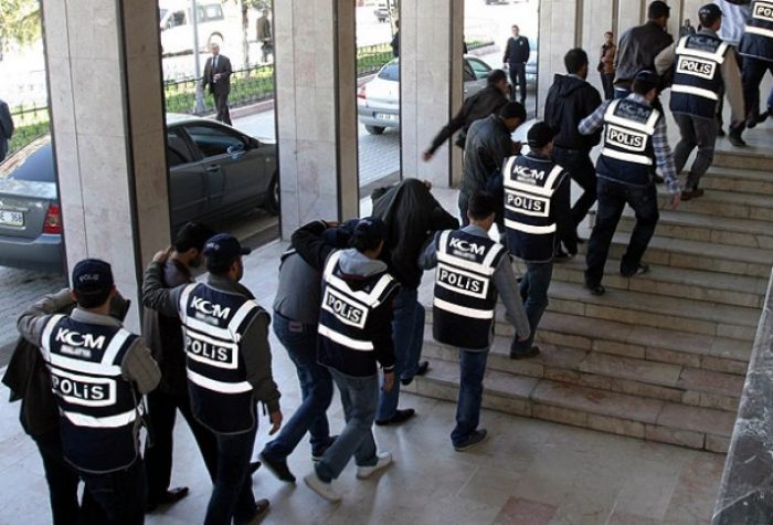 ''Şafak operasyonu''nda 37 g&ouml;zaltı