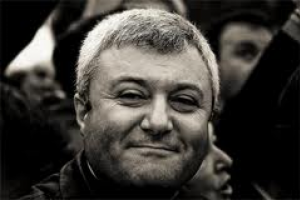 Tuncay &Ouml;zkan'ın ilk tepkisi ne oldu?