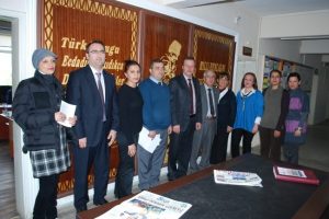 &Ouml;ğretmenler devamsızlığı İngiltere'de araştıracak