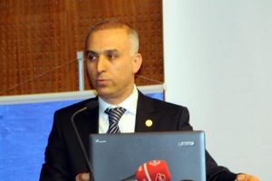'Ekmek israfı' panelinde bayat ekmekli tatlı ikramı