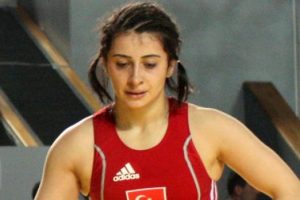 S&uuml;meyye Sezer madalyayı ka&ccedil;ırdı