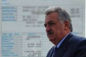 Bakan Yazıcı elektrik faturaları i&ccedil;in adres g&ouml;sterdi!