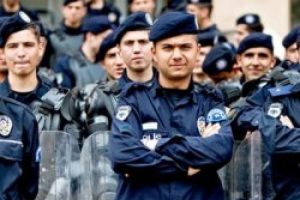 Polis memurlarına emeklilik d&uuml;zenlemesi