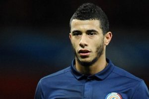Fener'de 2 yıldız gidiyor, Belhanda geliyor!