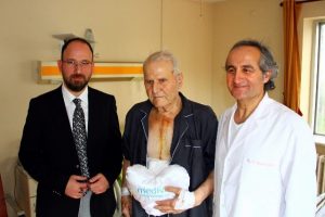 93 yaşında kalp ameliyatı oldu