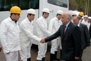 Kızılay Genel Başkanı'na 'G&ouml;n&uuml;ll&uuml;' karşılama