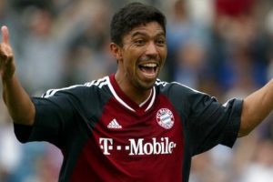 Lewandowski, Gomez'den iyi değil