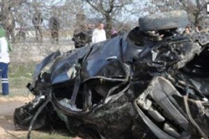 Ak Partili Başkan, Meclis &Uuml;yesi ve şof&ouml;r kazada &ouml;ld&uuml;
