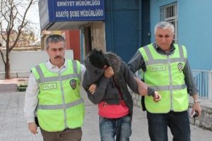 16 yaşında 25 su&ccedil; kaydı var