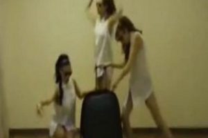 Alex Sotomayor'dan Gangnam Style!