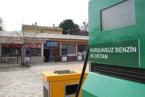 Baş aza se&ccedil;ilen meczup yanarak &ouml;ld&uuml;