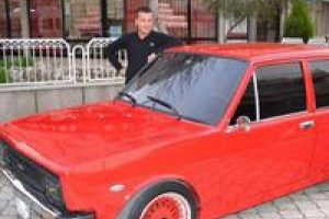 36 yaşında gıcır gıcır otomobil