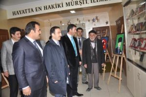 Hakkari'de &Ccedil;anakkale Şehitleri Resim Sergisi