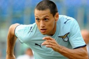 Mauro Zarate Lazio'yu karıştırdı