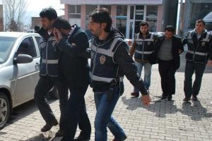Gasp&ccedil;ılar &ouml;zel ekibe takıldı