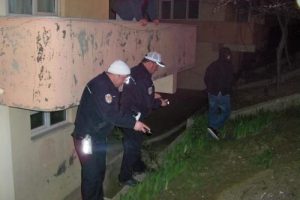 Hırsızlar park ettikleri aracı bulamayınca...