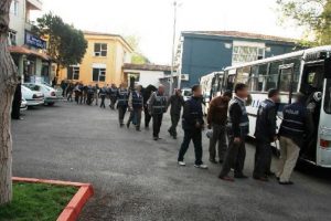 Osmaniye'de aranan 35 kişi yakalandı