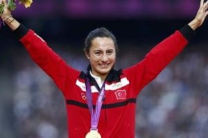 Atletizm Federasyonu'ndan Aslı a&ccedil;ıklaması...