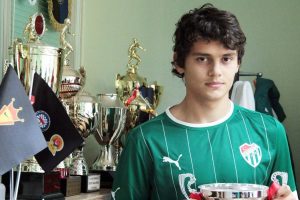 "Bursaspor kazanmazsa Enes bir yere gitmez"