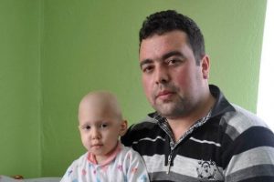 Annesi tarafından terk edilmişti