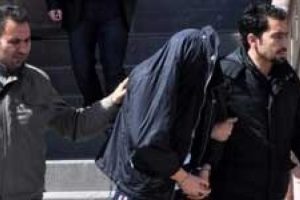 İki kardeşin YGS oyunu bah&ccedil;edeki polislere takıldı