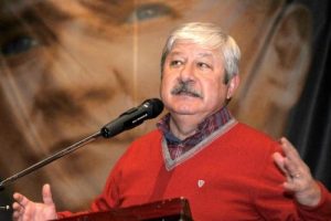 "Silahlı kuvvetler Silivri'de tutsak"